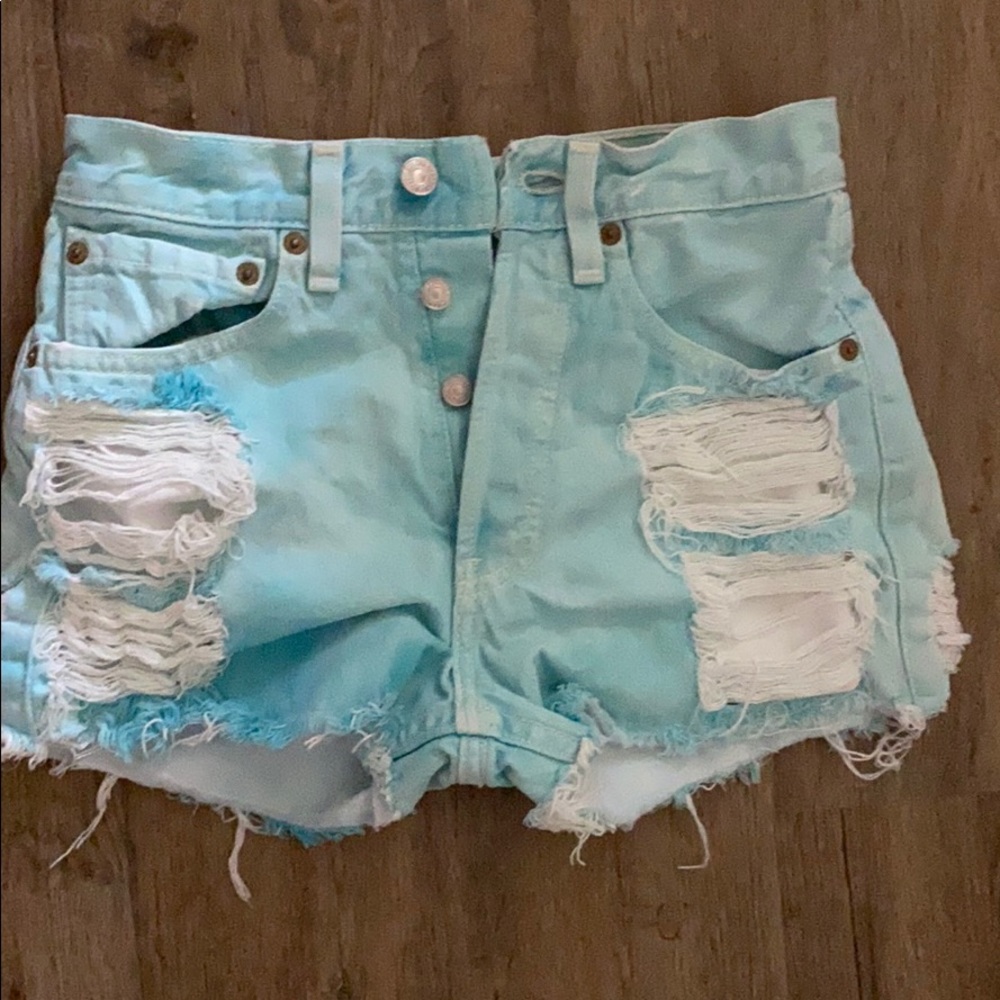 Levi’s high rise short shorts
